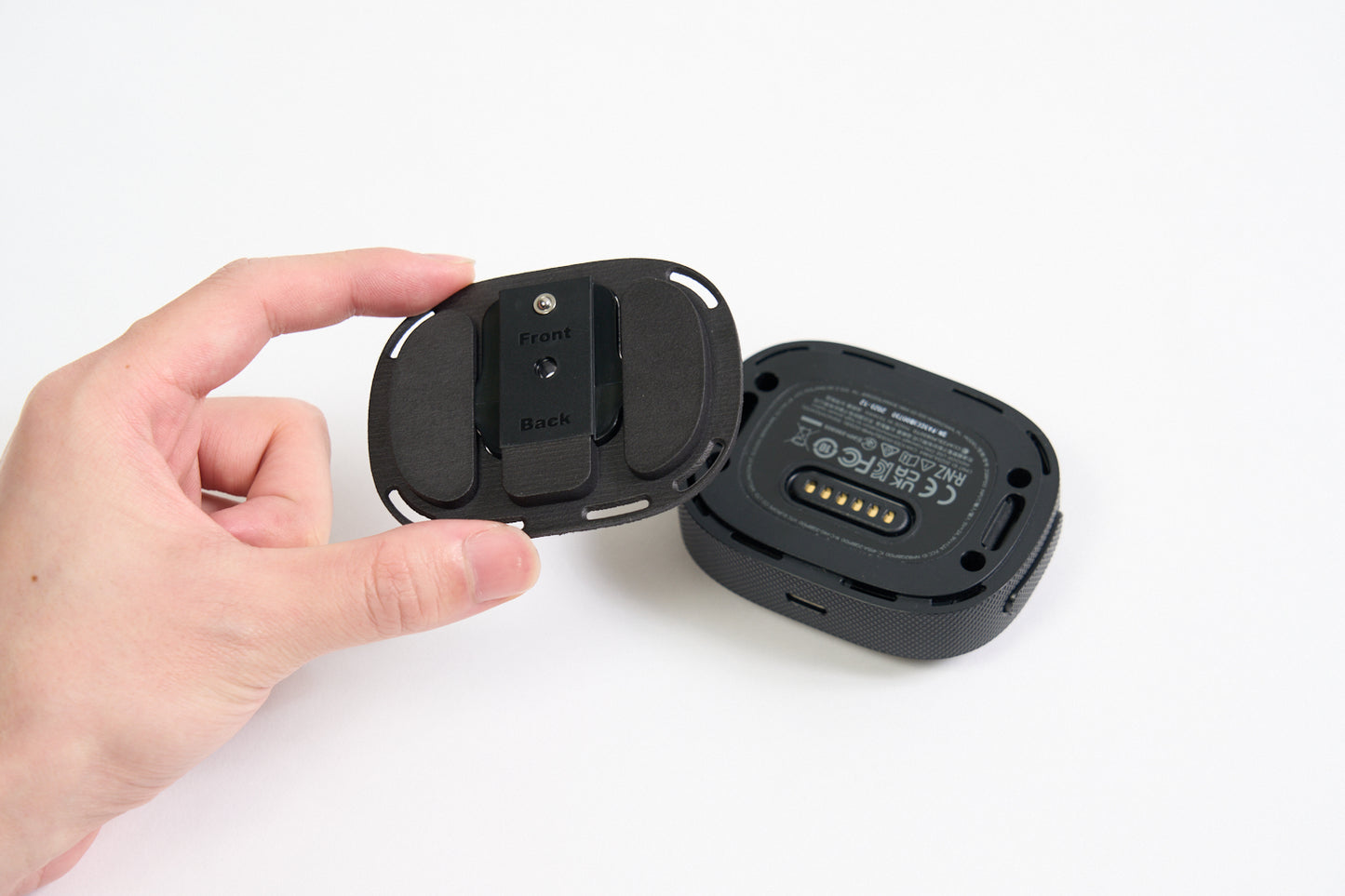 Universal mounting adapter for Ultimate Tracker for CG2/CG3